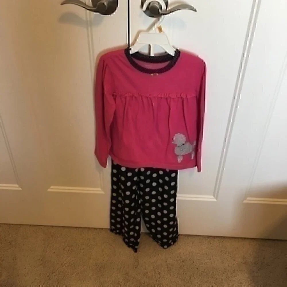 Carter’s girls 5T poodle pajama set
